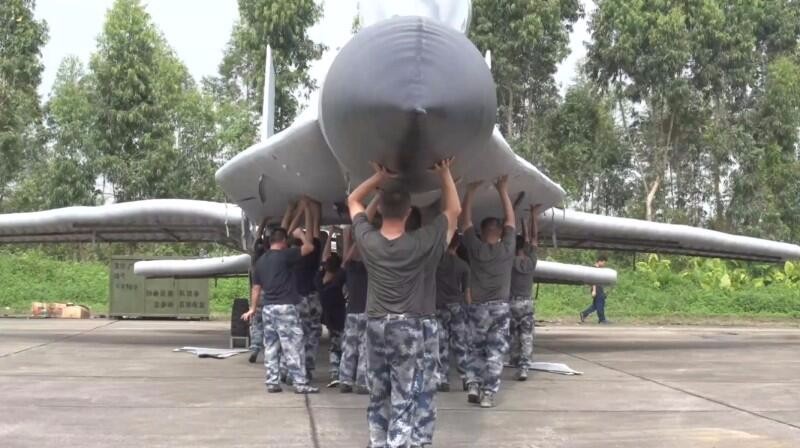 儋州部队充气飞机
